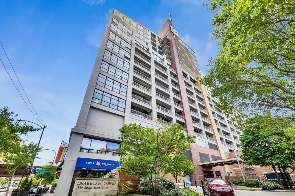 Unit for sale at 1530 S STATE Street, Chicago, IL 60605