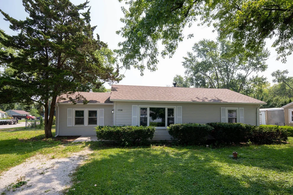 Unit for sale at 1708 Houston Avenue, Joliet, IL 60433
