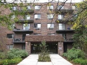 Unit for sale at 400 MANDA Lane, WHEELING, IL 60090
