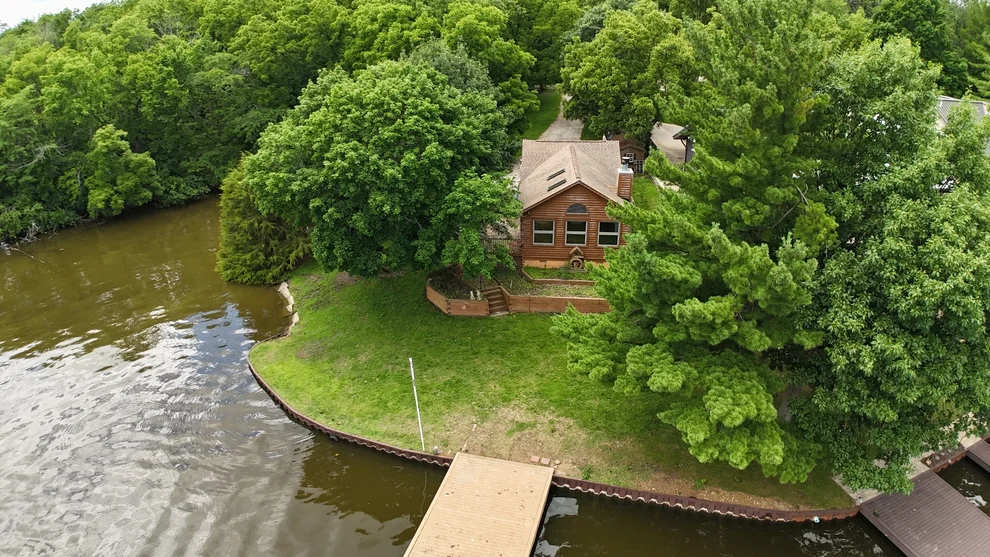 Unit for sale at 24403 Iroquois Lane, Hudson, IL 61748
