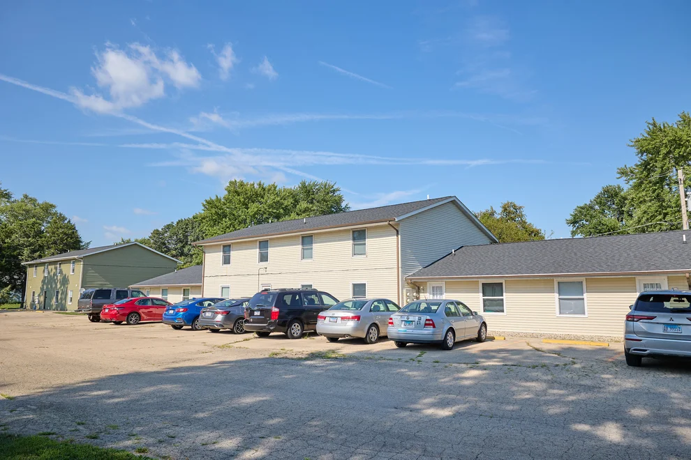 Unit for sale at 106 108 S 3rd Avenue, Mendota, IL 61342