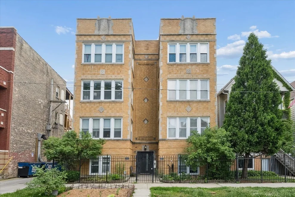 Unit for sale at 2114 N Spaulding Avenue, Chicago, IL 60647