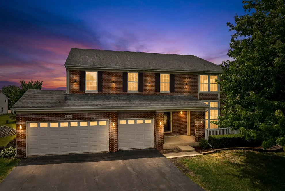 Unit for sale at 1285 Mallard Lane, Hoffman Estates, IL 60192