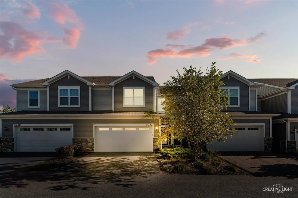 Unit for sale at 1032 Moraine Drive, South Elgin, IL 60177