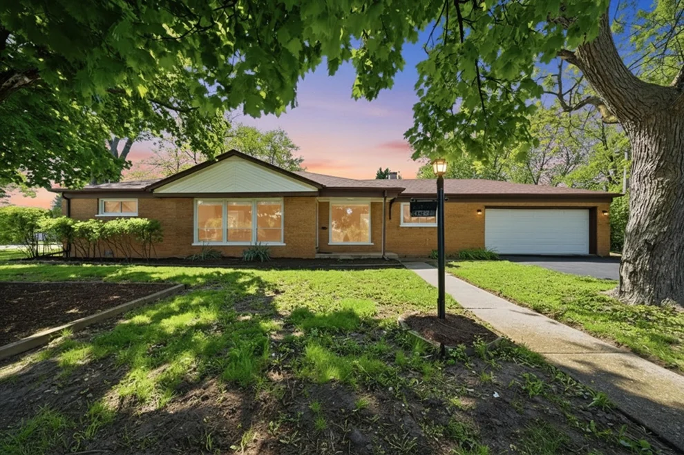 Unit for sale at 2600 175th Street, Hazel Crest, IL 60429