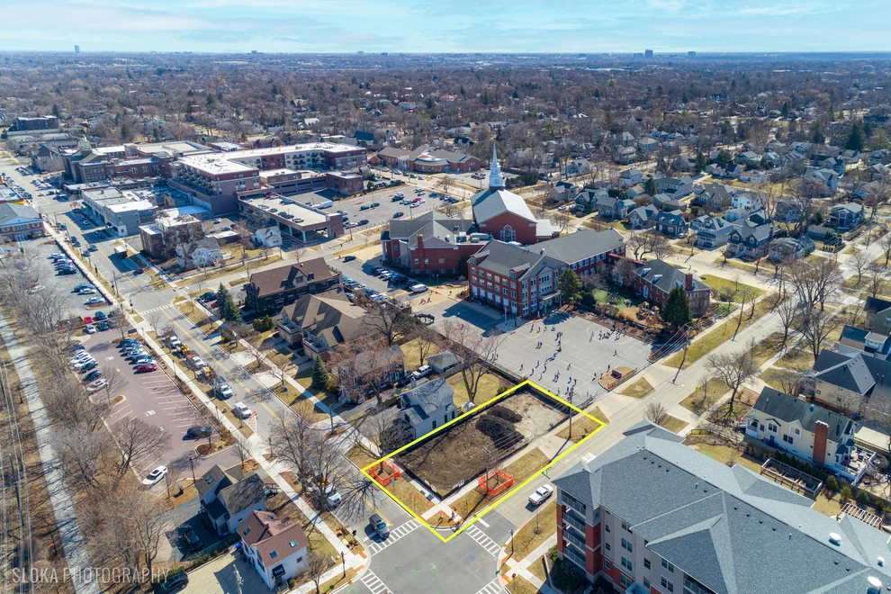 Unit for sale at 451 DUANE Street, Glen Ellyn, IL 60137