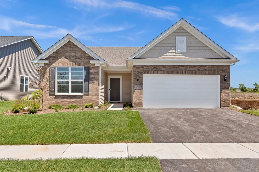 Unit for sale at 2823 Autumn Ridge Court, Lindenhurst, IL 60046