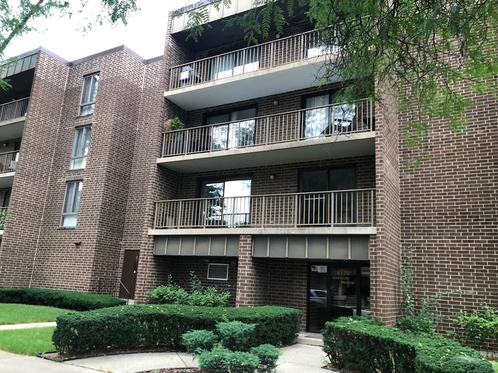 Unit for sale at 8350 W Addison Street, Chicago, IL 60634