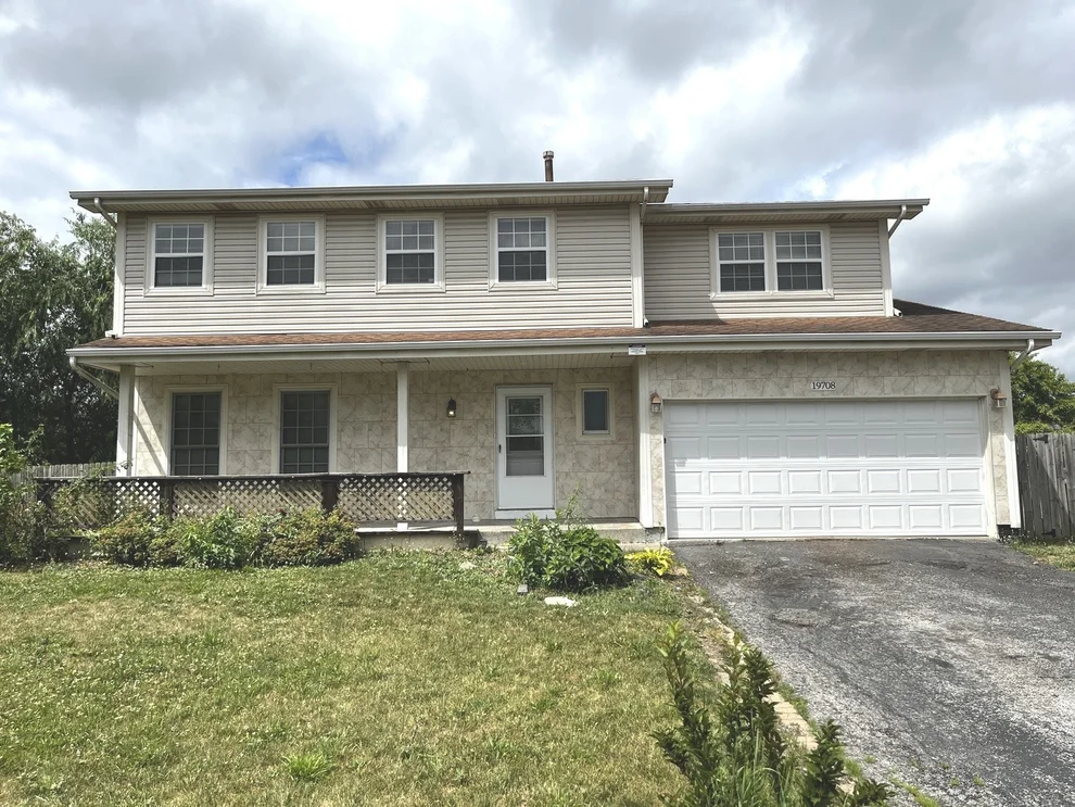 Unit for sale at 19708 S Skye Drive, Frankfort, IL 60423
