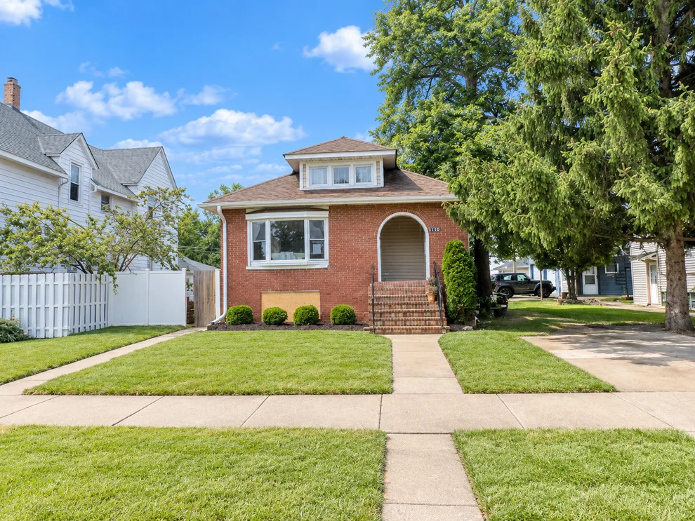 Unit for sale at 1110 N 16th Avenue, Melrose Park, IL 60160