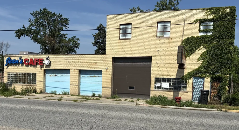Unit for sale at 10936 S Vincennes Avenue, Chicago, IL 60643