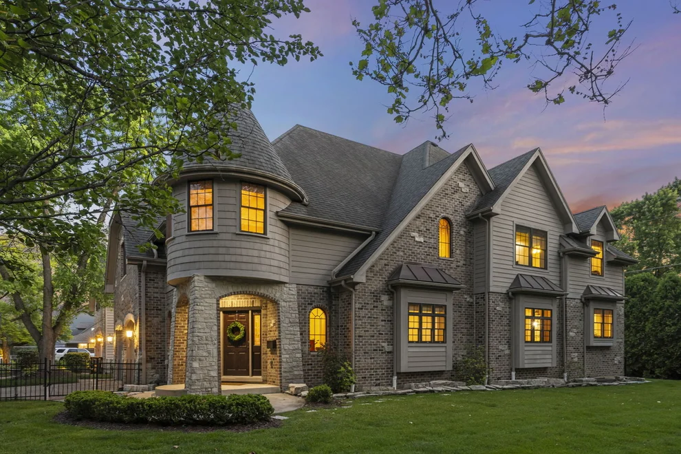 Unit for sale at 605 Thornwood Drive, Naperville, IL 60540