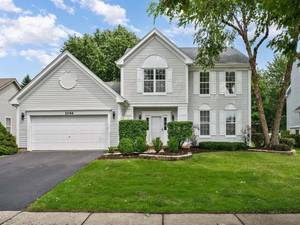 Unit for sale at 1044 Teasel Lane, Aurora, IL 60504