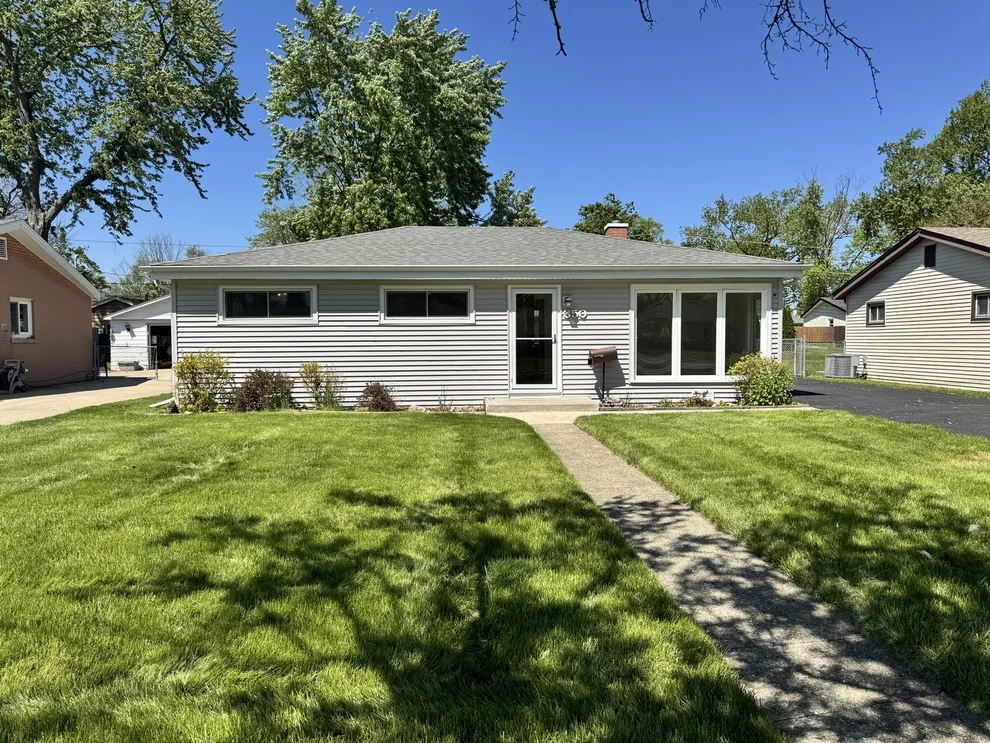Unit for sale at 350 N 2nd Avenue, Villa Park, IL 60181