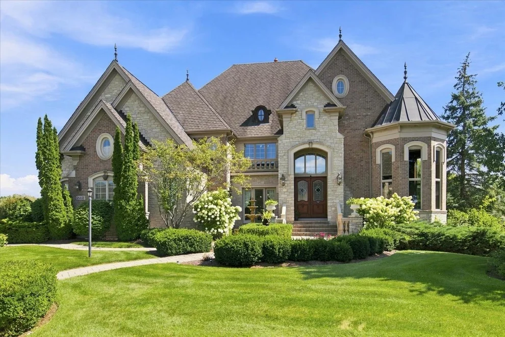 Unit for sale at 5N155 Prairie Rose Drive, St. Charles, IL 60175