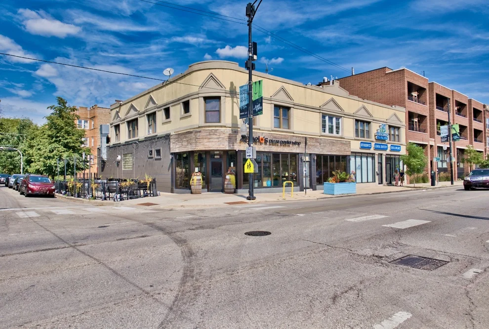 Unit for sale at 3026 W Montrose Avenue, Chicago, IL 60618