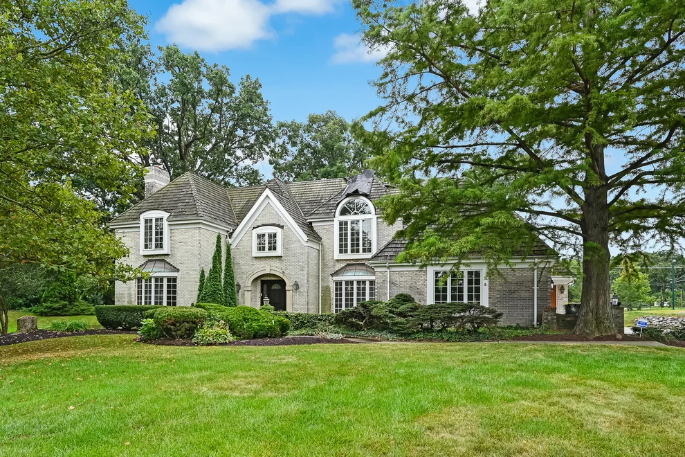 Unit for sale at 1711 Midwest Club Parkway, Oak Brook, IL 60523