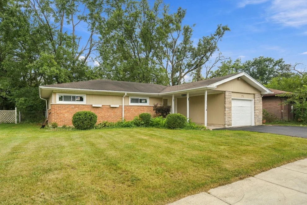 Unit for sale at 275 Rich Road, Park Forest, IL 60466