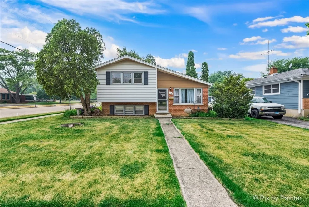 Unit for sale at 100 N Tatge Avenue, Bartlett, IL 60133