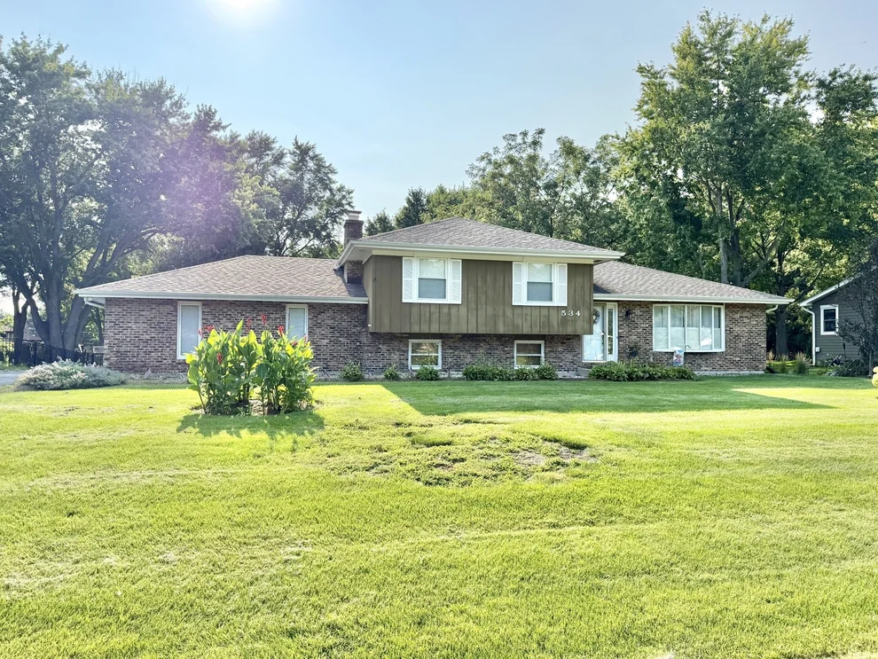 Unit for sale at 11S534 Whittington Lane, Naperville, IL 60564