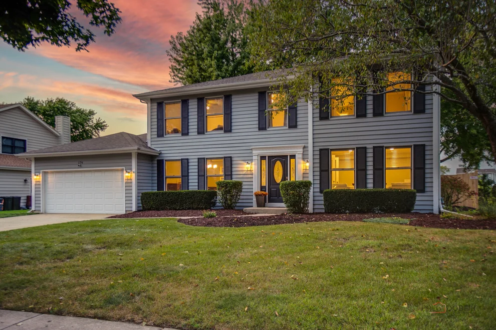 Unit for sale at 176 Adler Drive, Libertyville, IL 60048