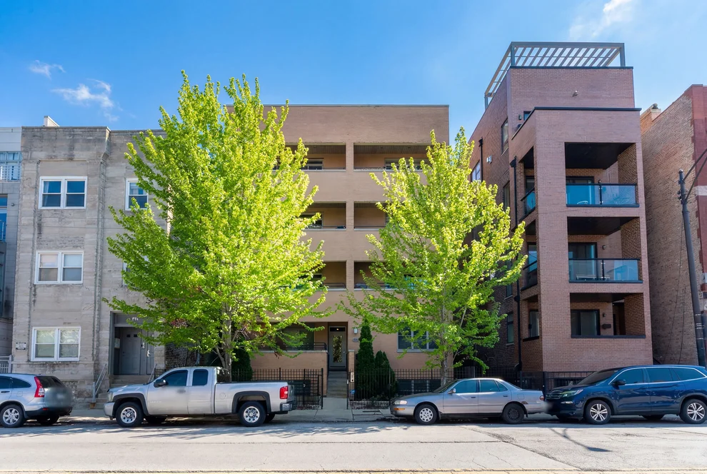 Unit for sale at 1425 W Grand Avenue, Chicago, IL 60642