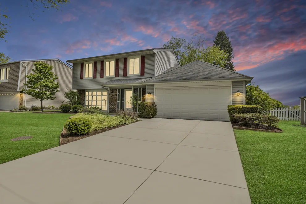 Unit for sale at 745 Quincy Drive, Roselle, IL 60172