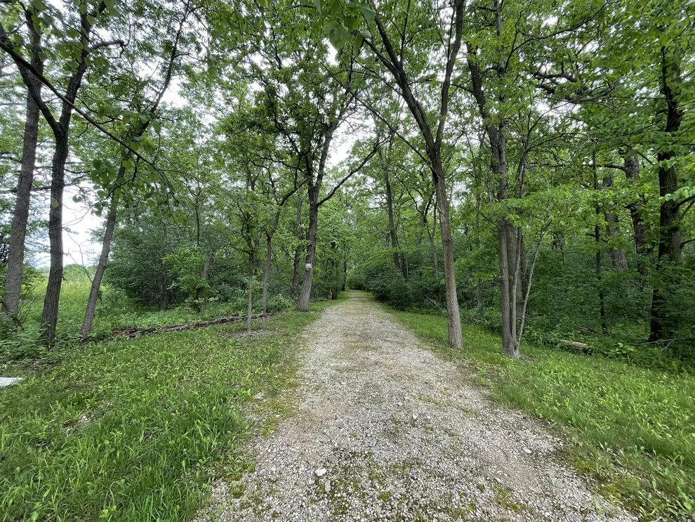 Unit for sale at 2060 Duffy Lane, Bannockburn, IL 60015