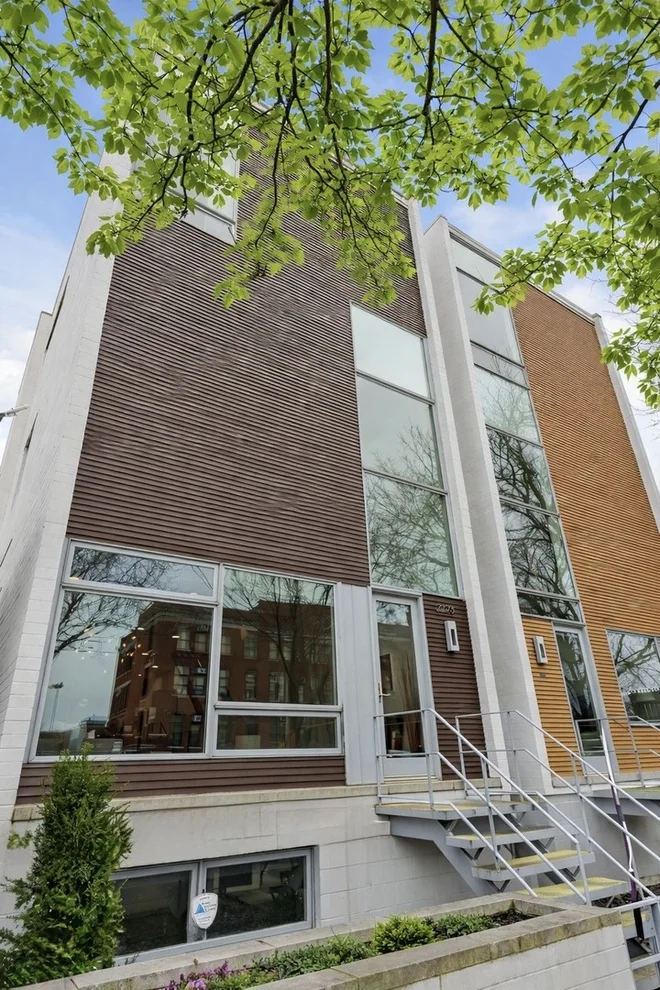 Unit for sale at 2223 W Race Avenue, Chicago, IL 60612