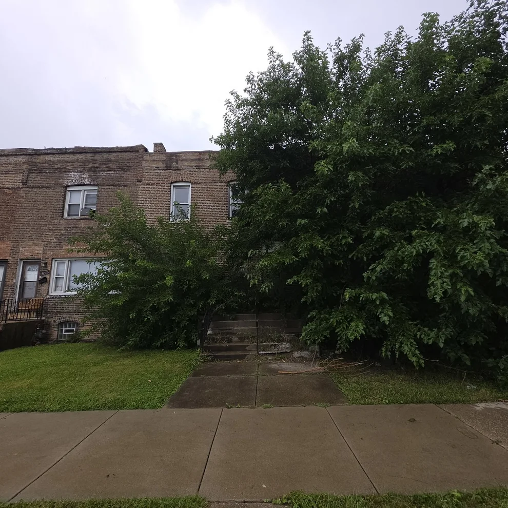 Unit for sale at 10756 S LANGLEY Avenue, Chicago, IL 60628