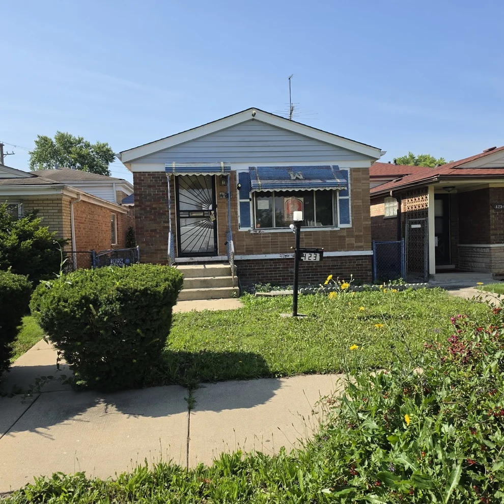 Unit for sale at 423 W 96th Place, Chicago, IL 60628