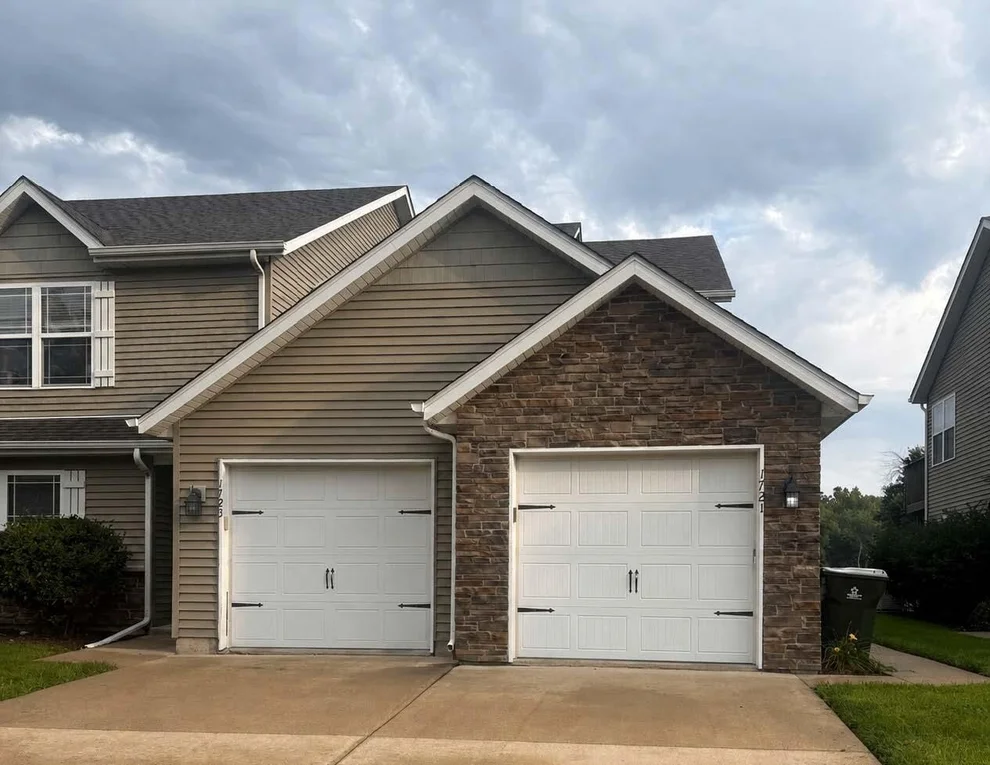 Unit for sale at 1721 W River Street, Dixon, IL 61021