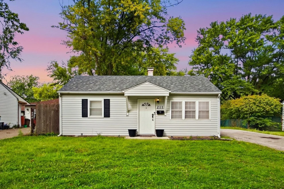 Unit for sale at 211 S Hammes Avenue, Joliet, IL 60436