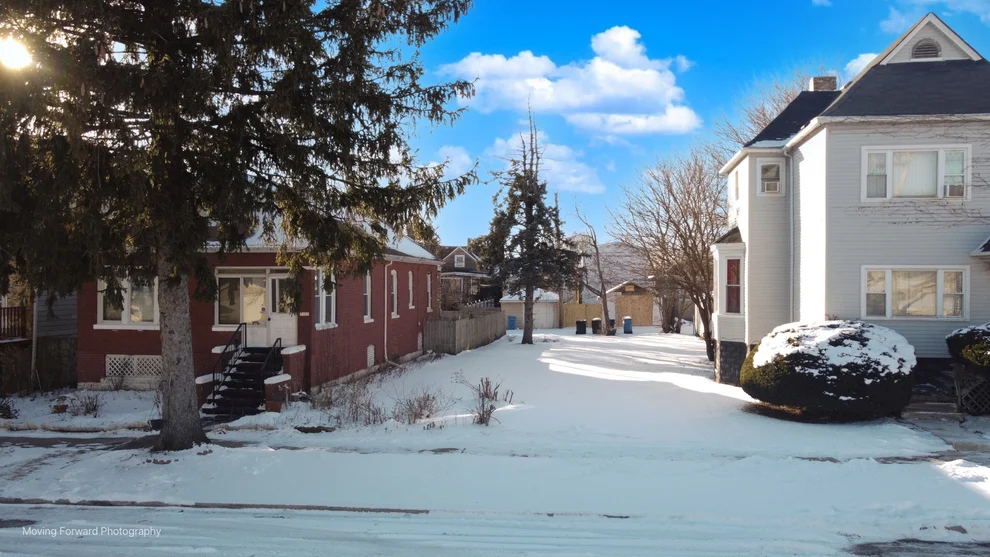 Unit for sale at 9318 S Cregier Avenue, Chicago, IL 60617