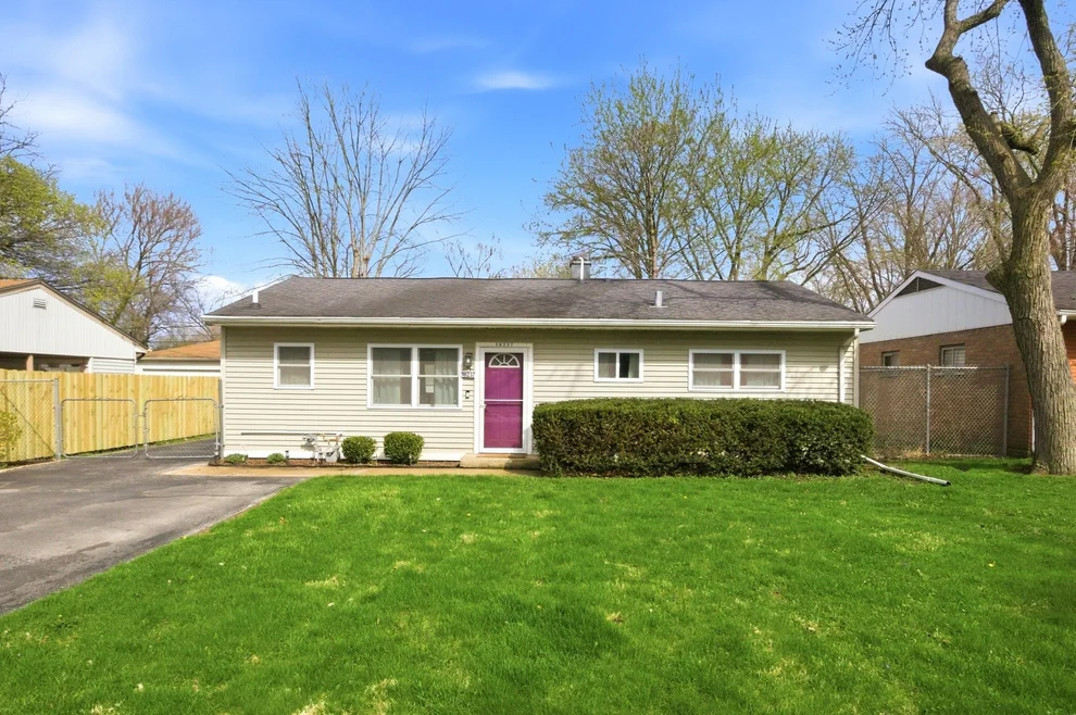 Unit for sale at 16237 Homan Avenue, Markham, IL 60428