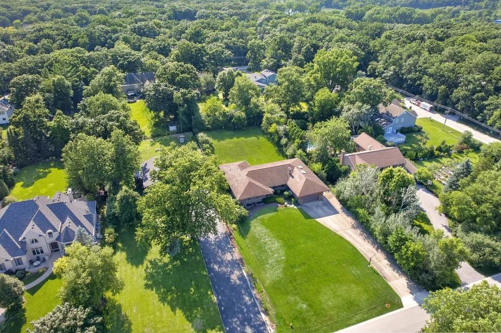 Unit for sale at 3620 Douglas Road, Downers Grove, IL 60515