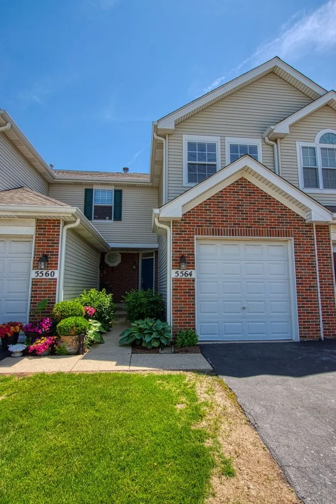 Unit for sale at 5564 Elizabeth Place, Rolling Meadows, IL 60008