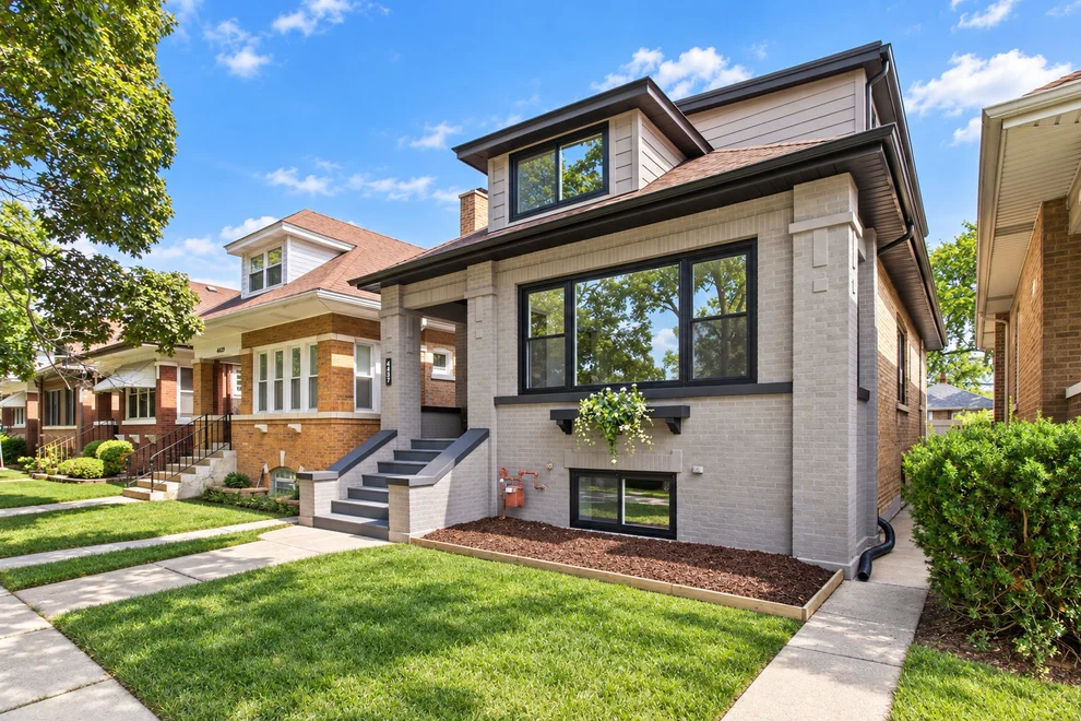 Unit for sale at 4437 N Marmora Avenue, Chicago, IL 60630