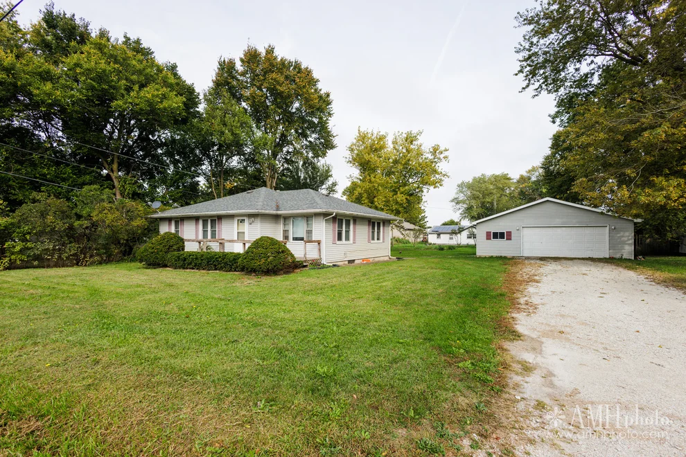 Unit for sale at 7405 E Canada Street, St. Anne, IL 60964