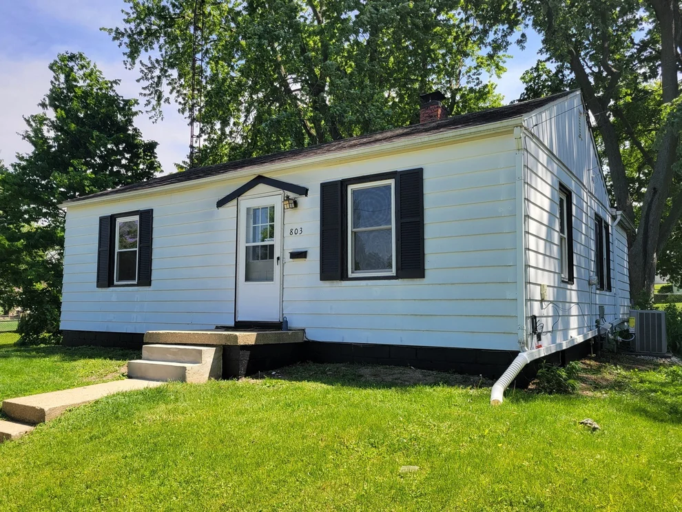 Unit for sale at 803 Marion Street, Bloomington, IL 61701