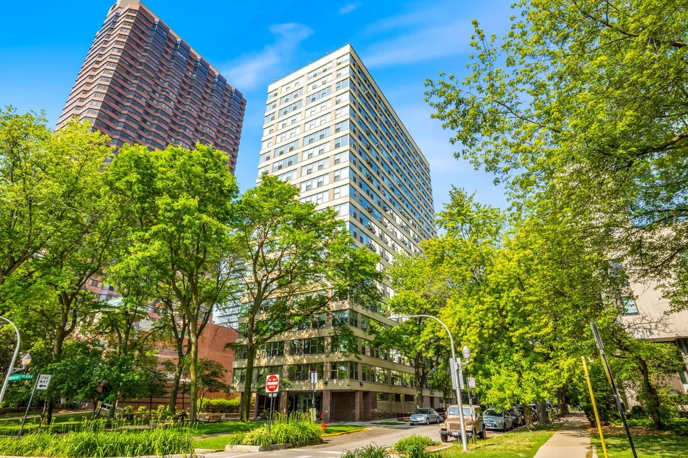 Unit for sale at 2970 N Lake Shore Drive, Chicago, IL 60657