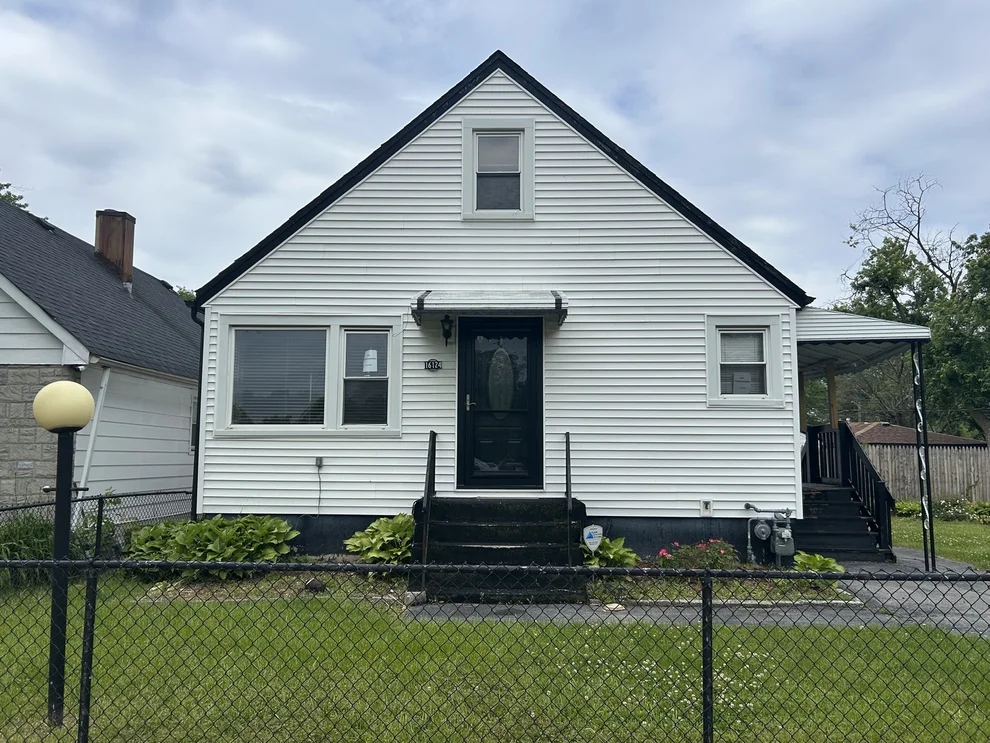 Unit for sale at 16124 Woodbridge Avenue, Harvey, IL 60426