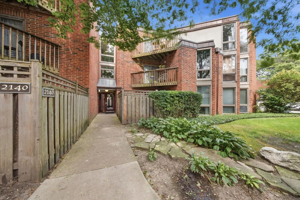 Unit for sale at 2140 N LINCOLN Avenue, Chicago, IL 60614