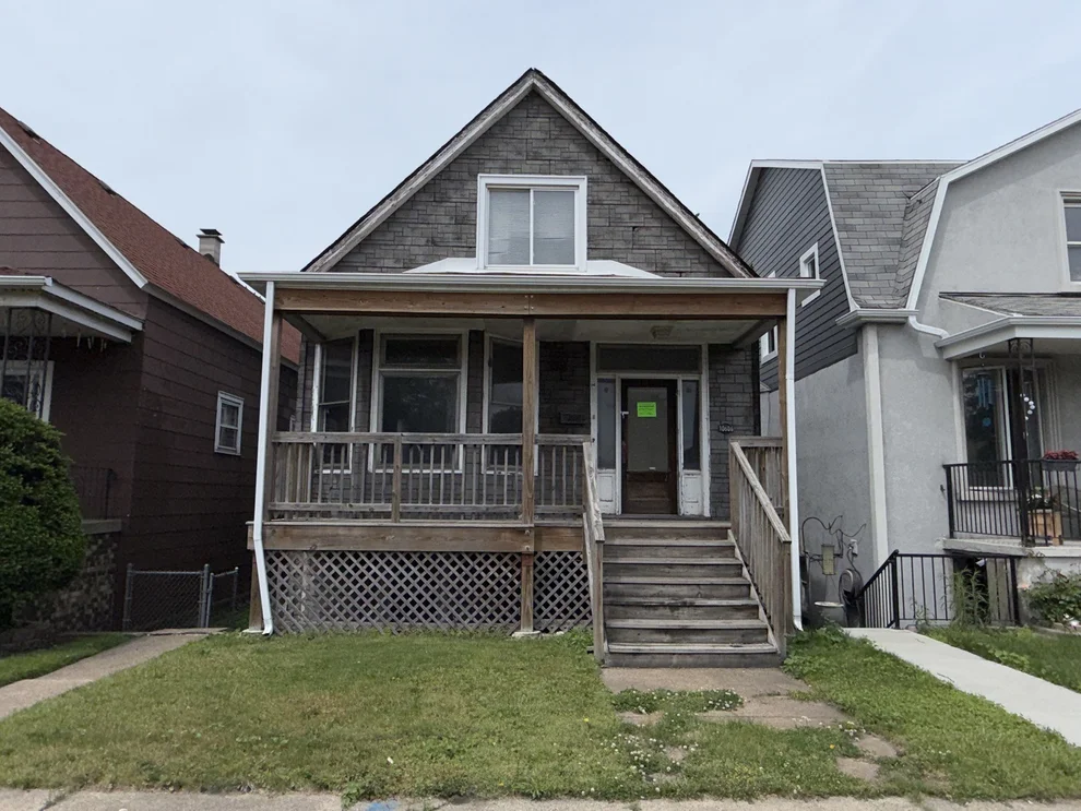 Unit for sale at 10606 S Avenue G, Chicago, IL 60617