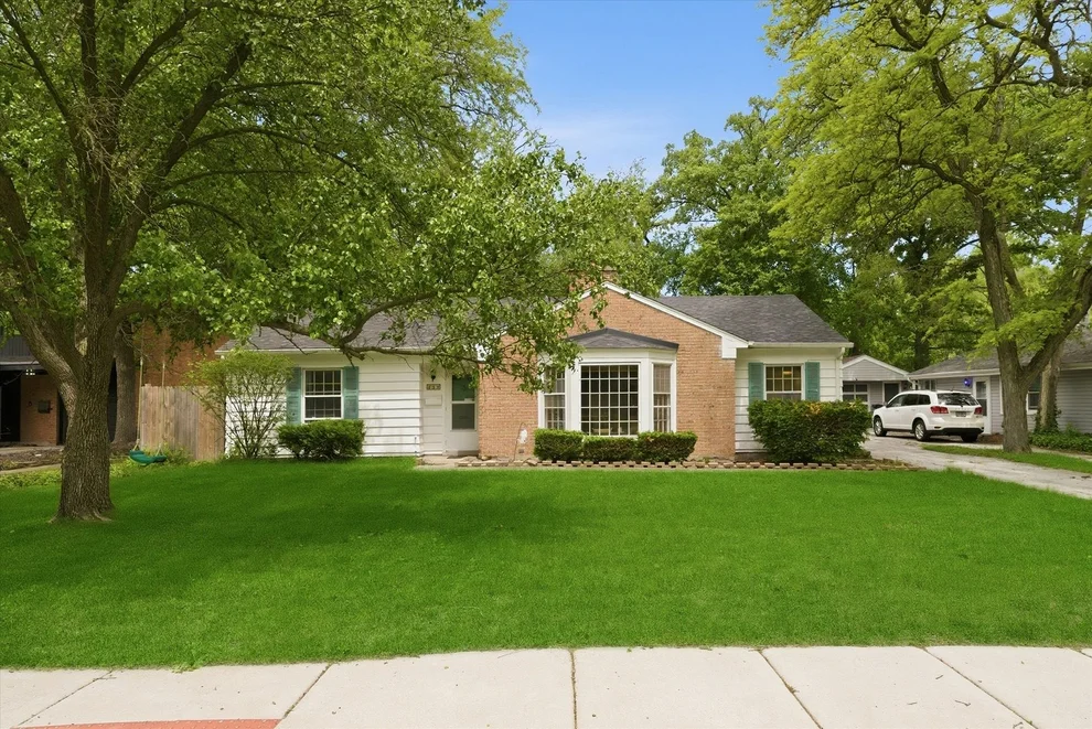 Unit for sale at 350 Oakwood Street, Park Forest, IL 60466