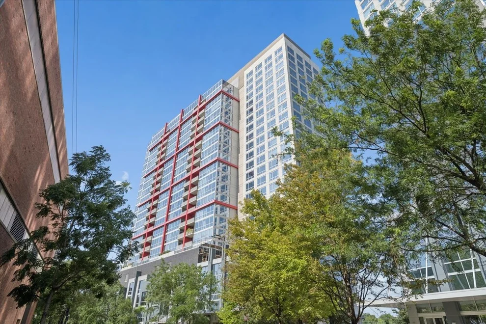 Unit for sale at 1841 S Calumet Avenue, Chicago, IL 60616