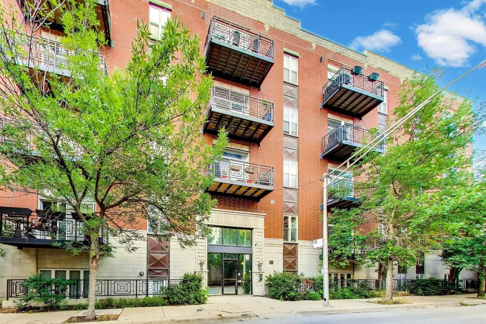 Unit for sale at 2342 W Bloomingdale Avenue, Chicago, IL 60647