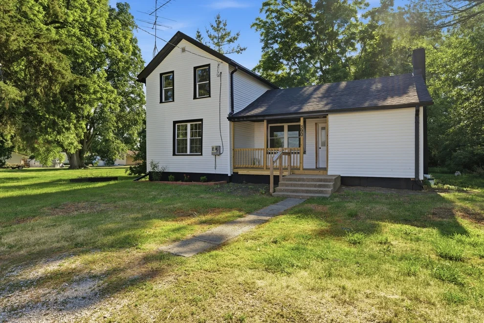 Unit for sale at 390 N East Avenue N, Amboy, IL 61310