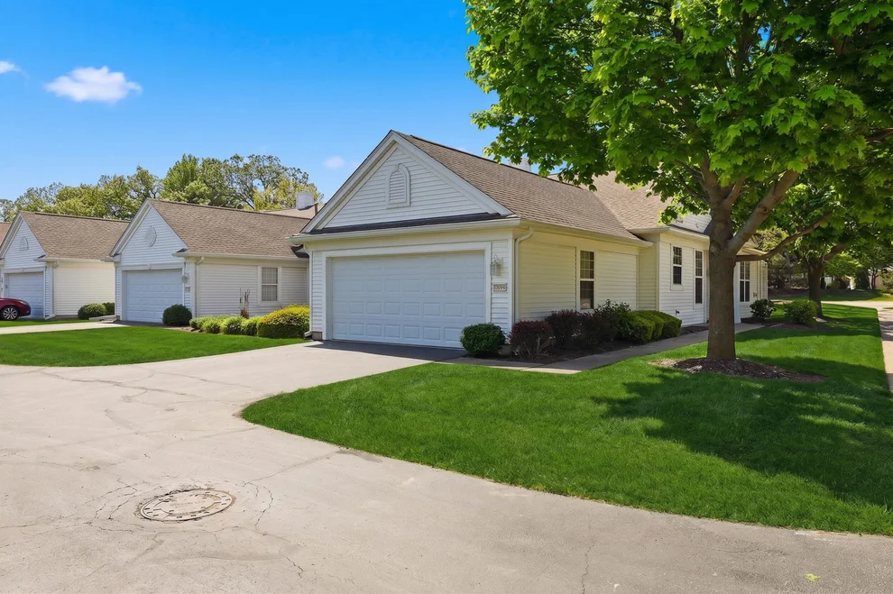 Unit for sale at 13094 Patriot Way, Huntley, IL 60142