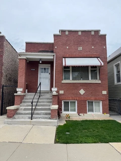 Unit for sale at 4440 W 28th Street, Chicago, IL 60623